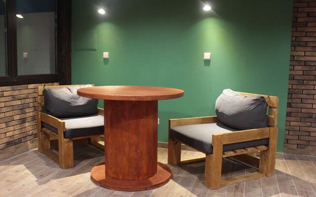 Friendly House - Hostel