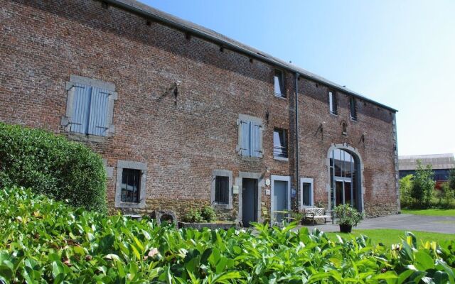 hotelImage