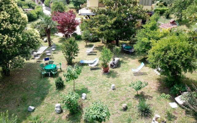 Appartamenti Casa Rita & Antica Corte Ginevra