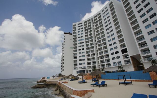 Peninsula Grand Cozumel