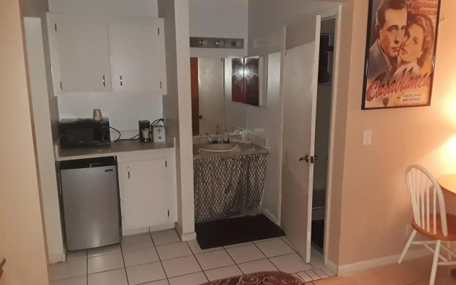 New Sungate Motel