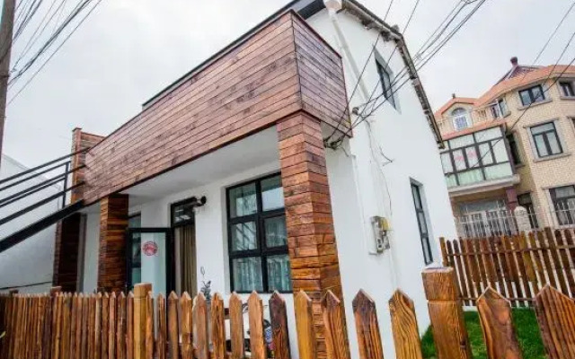 Zhuxia Hostel Guesthouse