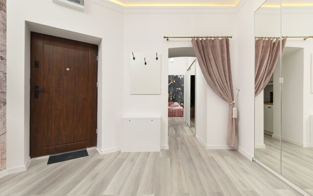Apartment for 4 in Łódz by Renters