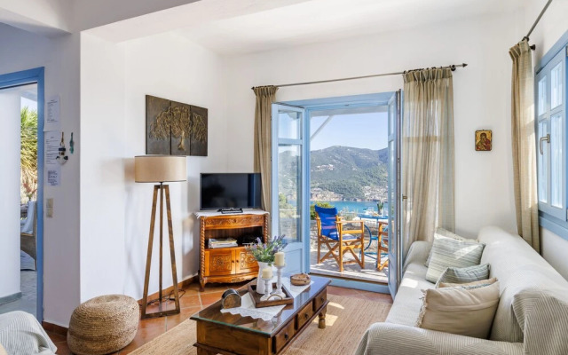 Villa Avaton With Magnificent sea View and Skopelos Town
