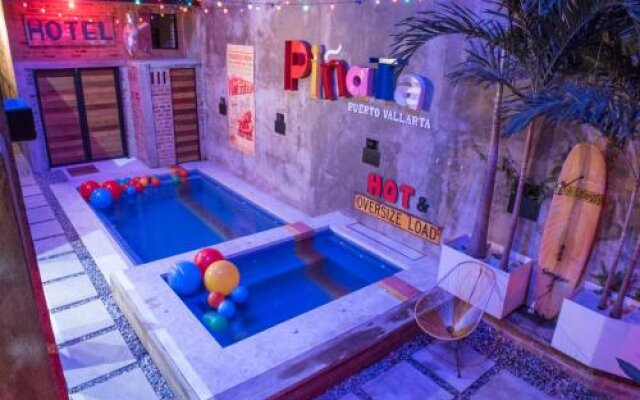 Piñata PV Hotel