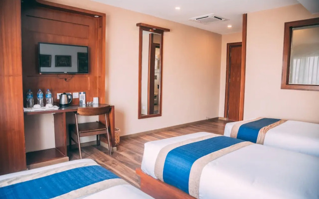 Himalayan Suite Hotel