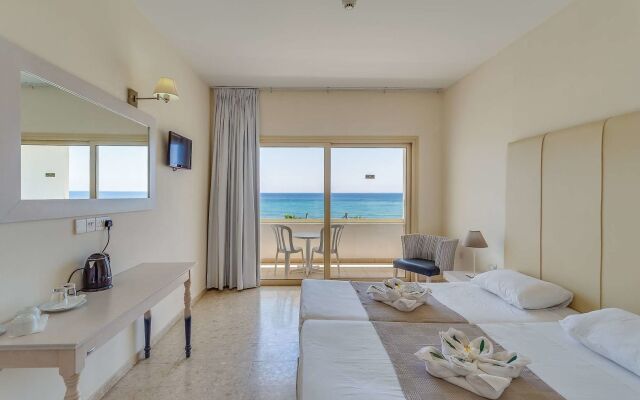 Piere Anne Beach Hotel