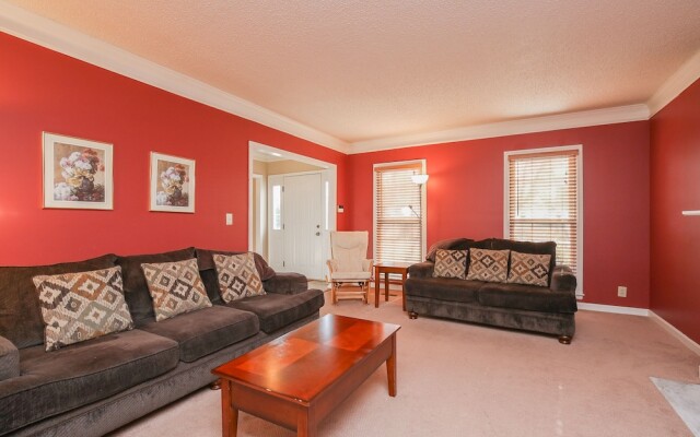 Franklin Home by RedAwning