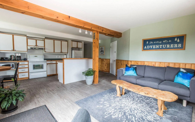 Urban Caribou Bed and Breakfast