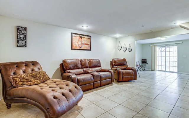 Wooded Trail On-site, Spacious Simpsonville Home