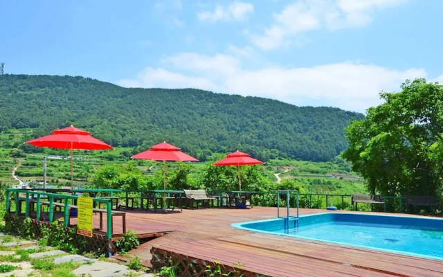 Tongyoung Macaio Pension