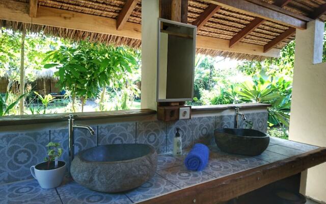 Same Same Bungalows Eco Lodge