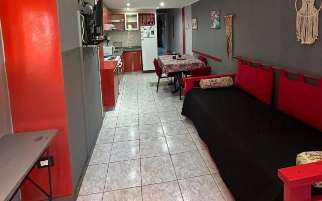 rojo 2 cuadras del mar