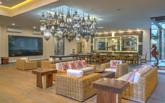 Nayri Life & Spa 108