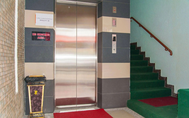 Lucky 11 Hotel