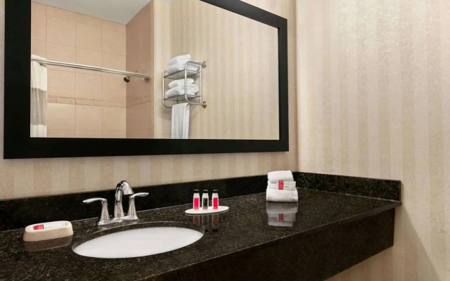 Comfort Inn & Suites Prince George - Fort Gregg