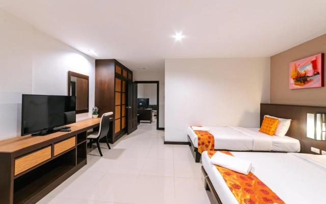 OYO 241 Ratana Hotel Sakdidet