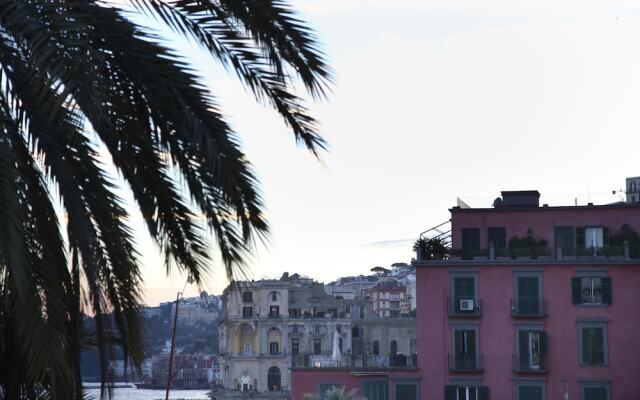 Colorful Sea View Apartments