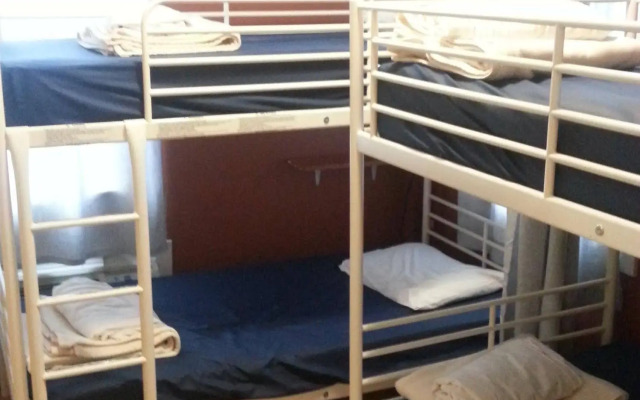 Hostelling International Niagara Falls