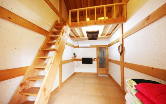 Gawondang Guest House