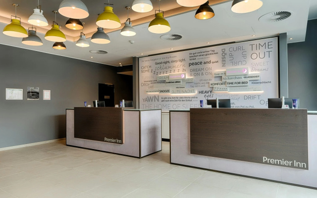 Premier Inn Hamburg City Klostertor