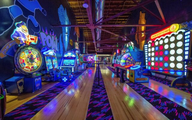 Holiday Inn Hotel & Suites St. Catharines Conference Center by IHG