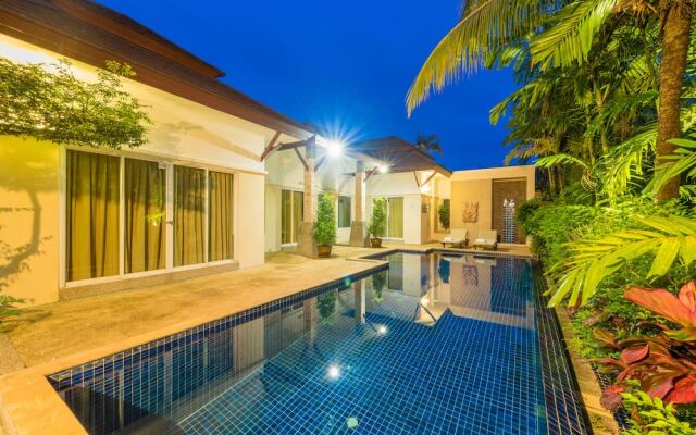 Lespalm Villa Waterfall Phuket