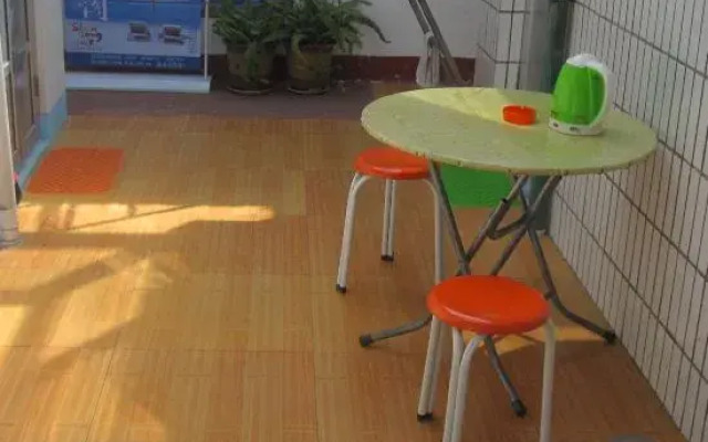 Guoying Yujia Hostel