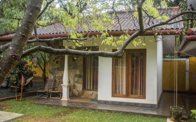 The Calm Cabana
