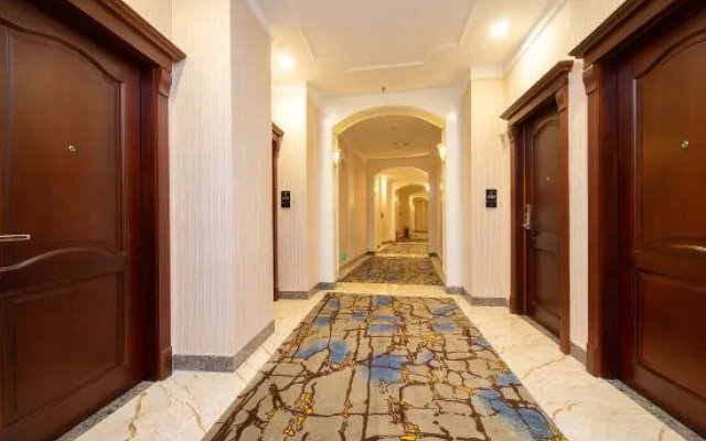 Longfeng Sports Theme Hotel