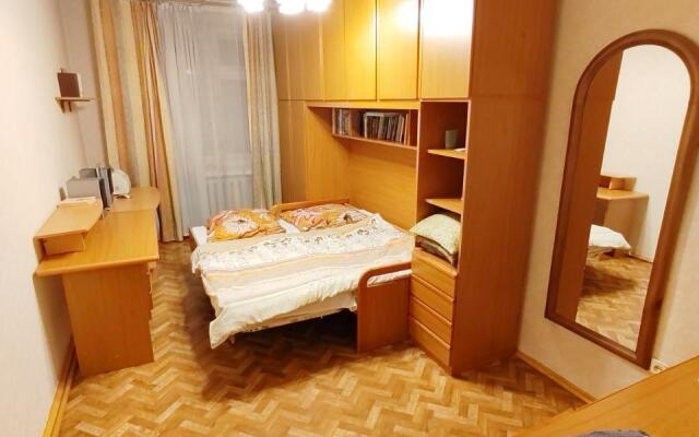 Fan House (Фан Хаус) на улице Лево-Булачная