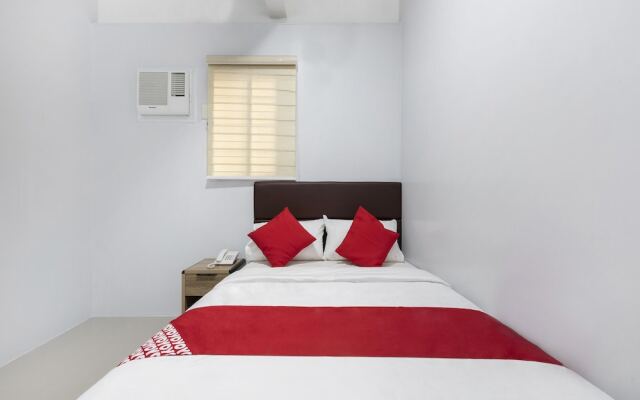 OYO 515 Finnex Hotel (Vaccinated Staff)