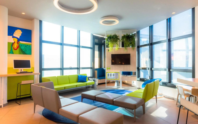 Airport Hotel