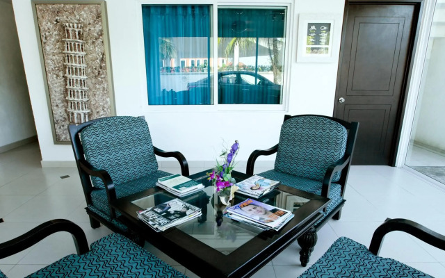 Hotel del Sol