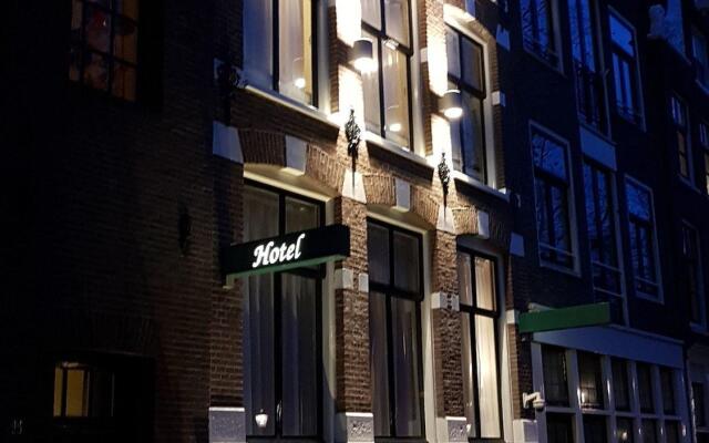 Rembrandtplein Hotel