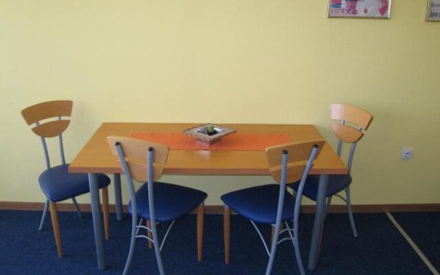 Spirit Hostel and Apartments
