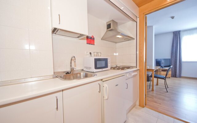 Aparthotel Atenea Valles