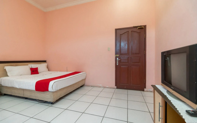 RedDoorz near Silangit International Airport