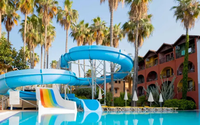 Club Tropical Paradise & Spa