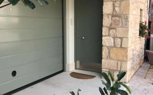 Luxury Apartments San Zeno