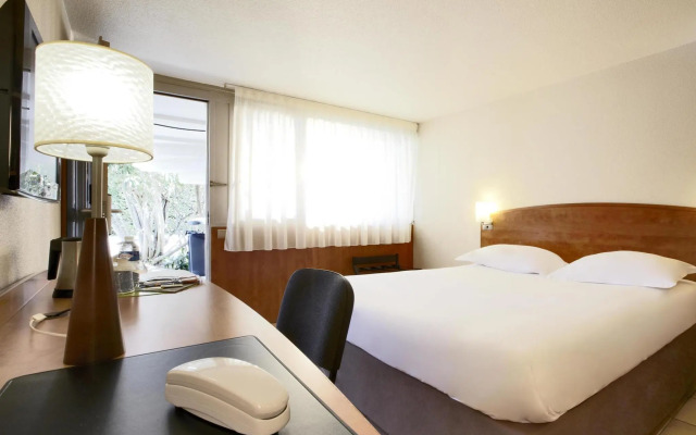 Kyriad Avignon Cap Sud