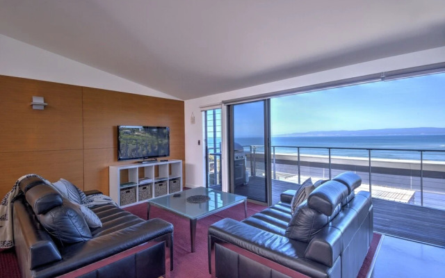 Freycinet Beach Apartments