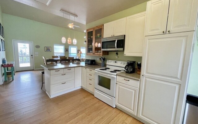 Luna Bella 3 Bedroom Home by Redawning