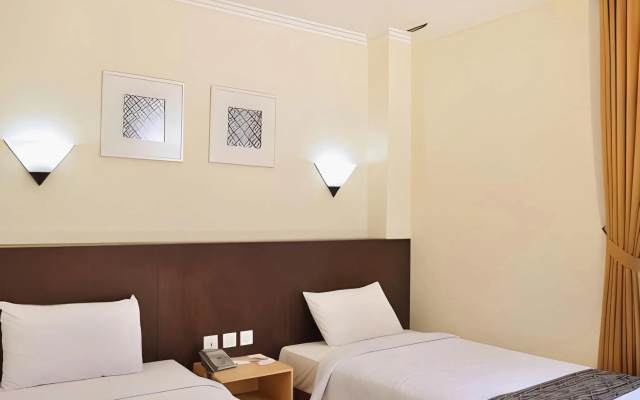 UNY Hotel – Guest Rooms – Sleman