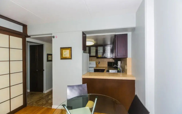 Spacious One Bedroom Harbor View Condos at Ilikai Marina With Private Balcony
