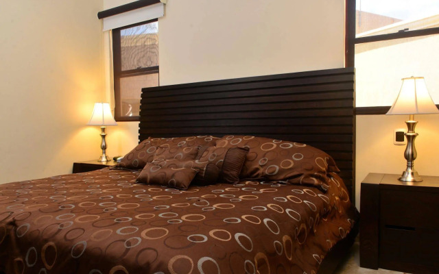 Residencia El Faro by Rentals Your Way