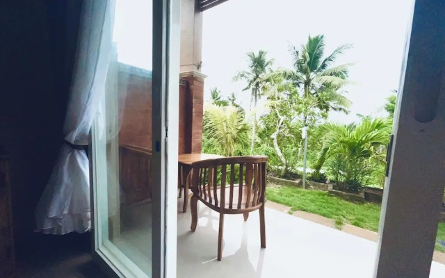 Kelingking Garden Villa