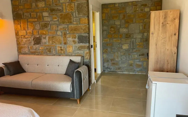 Imbrossa Hotel