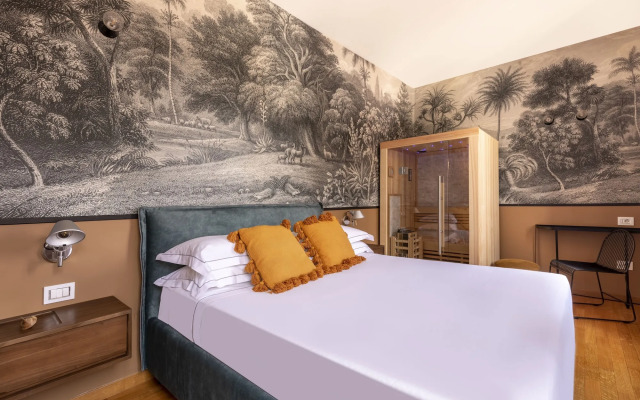 ROMAC - Condotti with terrace