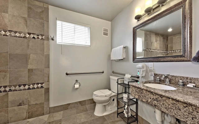 Secrets Inn Lake Tahoe